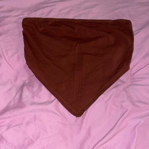 Brown sleeveless shirt